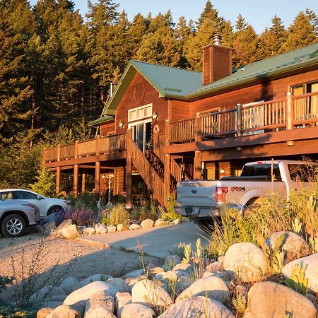 Two Bears Inn Bed & Breakfast Ред-Лодж Екстер'єр фото