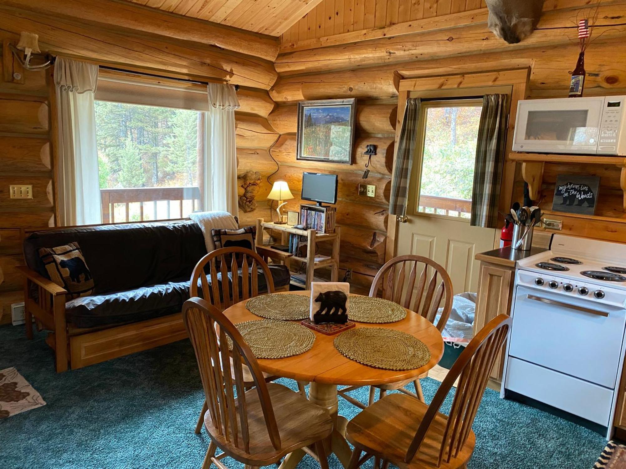 Two Bears Inn Bed & Breakfast Ред-Лодж Екстер'єр фото